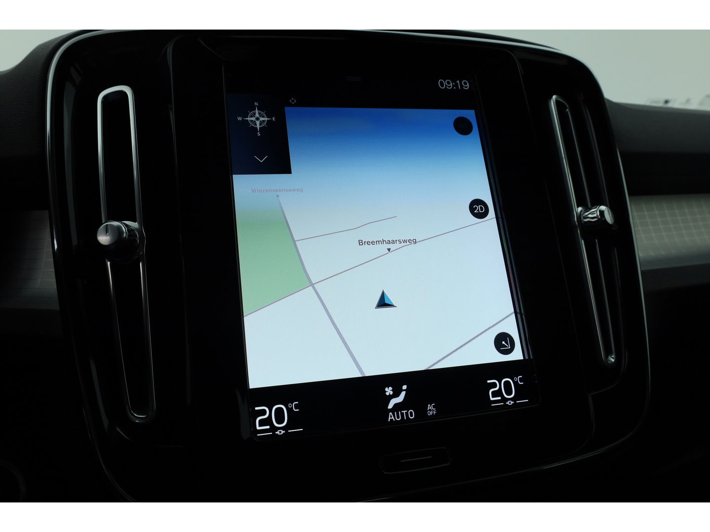 Volvo XC40 1.5 T3 Business | Navi | Elek. Trekhaak | All Seasons | Cruise Ctrl | Elek. Achterklep | CarPlay