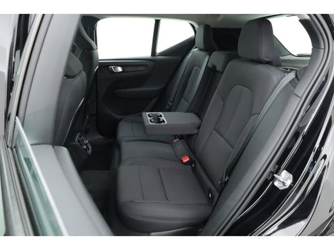 Volvo XC40 1.5 T3 Business | Navi | Elek. Trekhaak | All Seasons | Cruise Ctrl | Elek. Achterklep | CarPlay