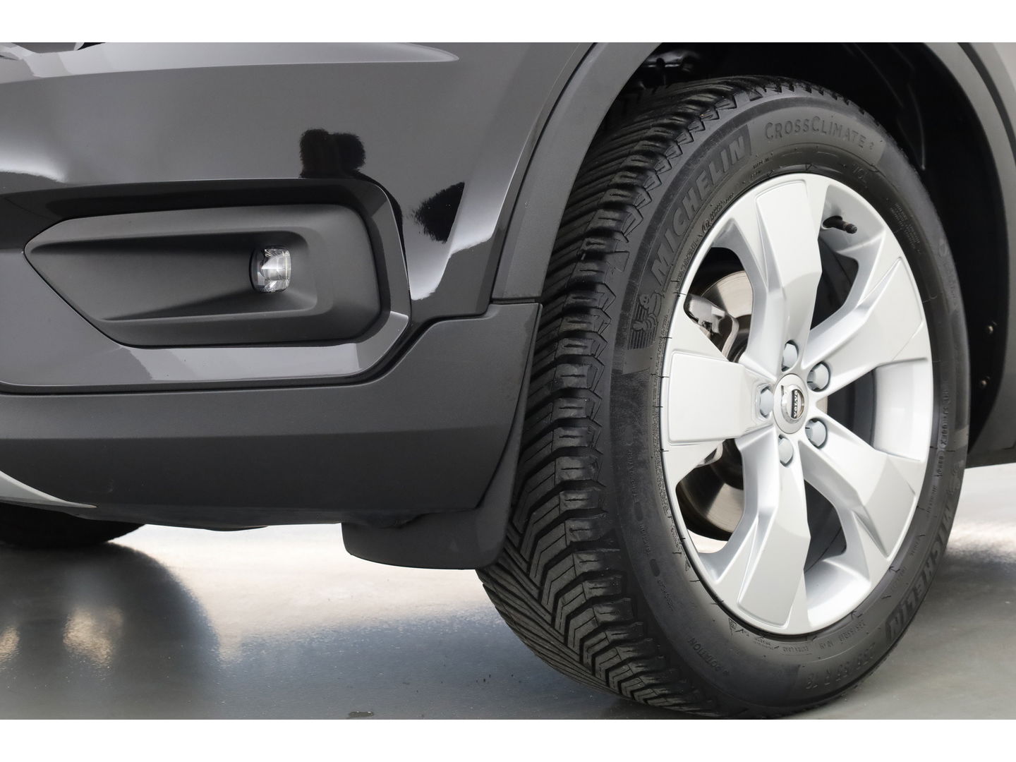 Volvo XC40 1.5 T3 Business | Navi | Elek. Trekhaak | All Seasons | Cruise Ctrl | Elek. Achterklep | CarPlay