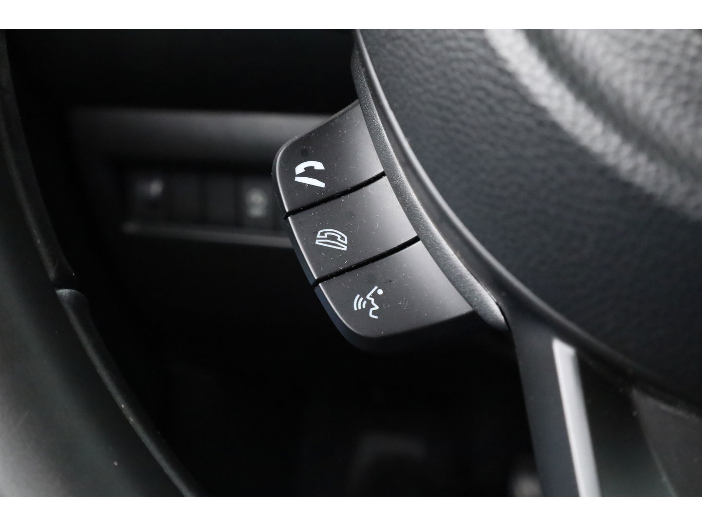 Suzuki Swift 1.2 Stijl Smart Hybrid | Apple CarPlay & Android auto | Camera | Stoelverw. | DAB | 16''