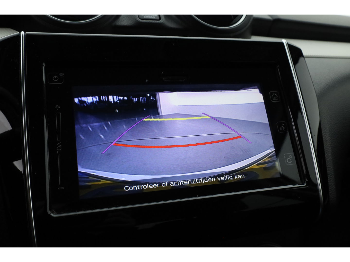 Suzuki Swift 1.2 Stijl Smart Hybrid | Apple CarPlay & Android auto | Camera | Stoelverw. | DAB | 16''