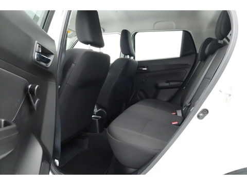 Suzuki Swift 1.2 Stijl Smart Hybrid | Apple CarPlay & Android auto | Camera | Stoelverw. | DAB | 16''