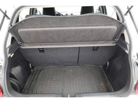 Suzuki Swift 1.2 Stijl Smart Hybrid | Apple CarPlay & Android auto | Camera | Stoelverw. | DAB | 16''