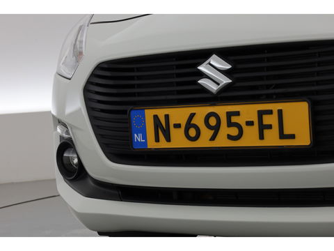Suzuki Swift 1.2 Stijl Smart Hybrid | Apple CarPlay & Android auto | Camera | Stoelverw. | DAB | 16''