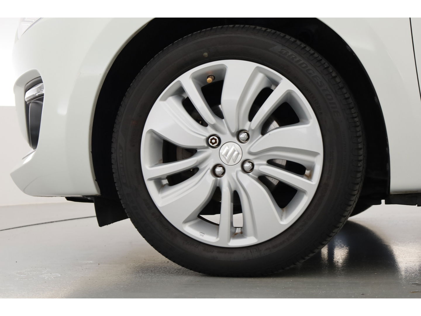 Suzuki Swift 1.2 Stijl Smart Hybrid | Apple CarPlay & Android auto | Camera | Stoelverw. | DAB | 16''