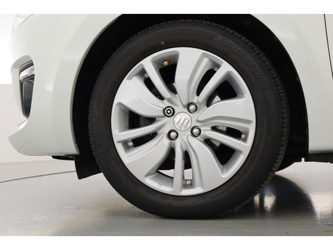 Suzuki Swift 1.2 Stijl Smart Hybrid | Apple CarPlay & Android auto | Camera | Stoelverw. | DAB | 16''