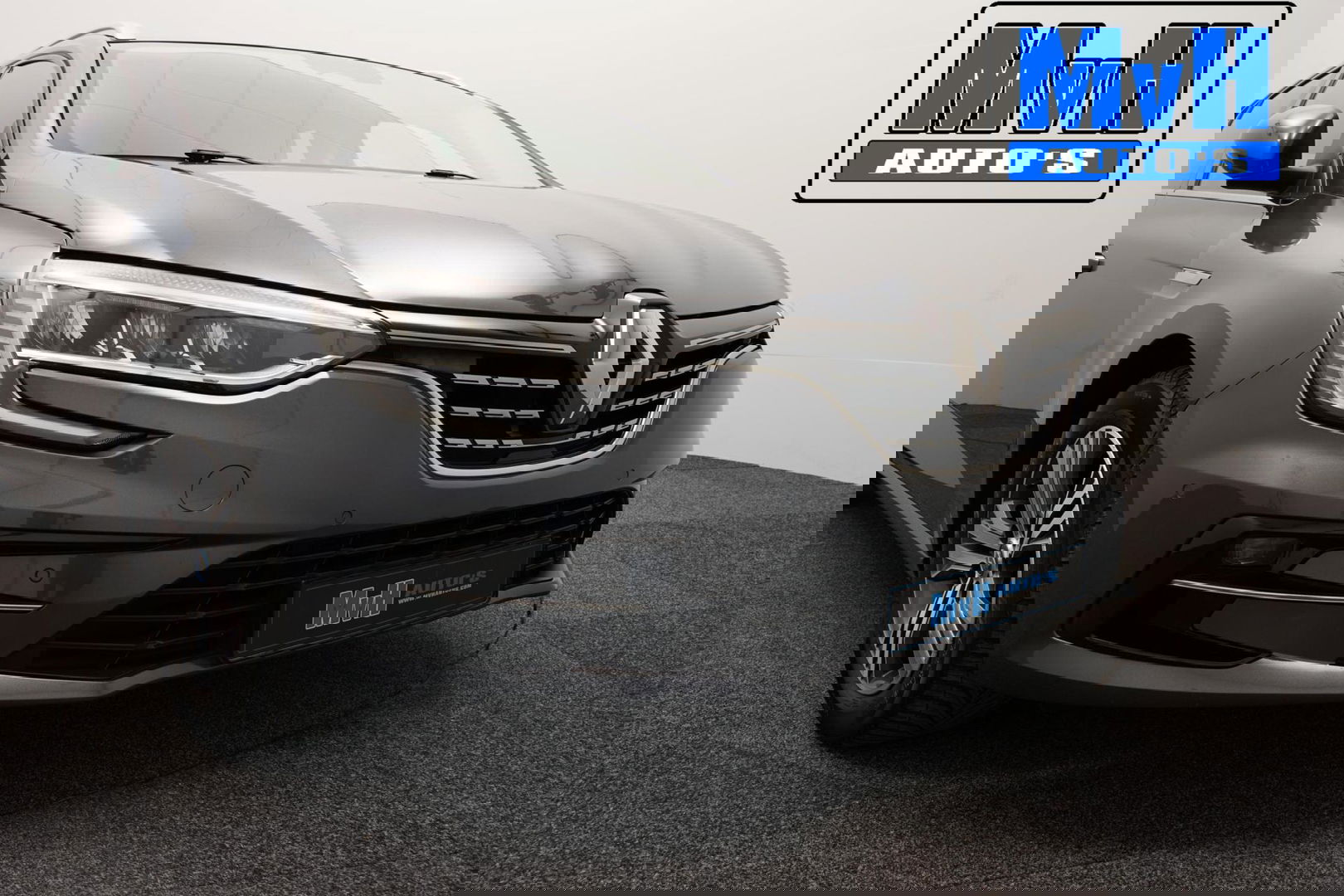 Renault Megane E-Tech Estate 1.6 Plug-In Hybrid 160 Intens