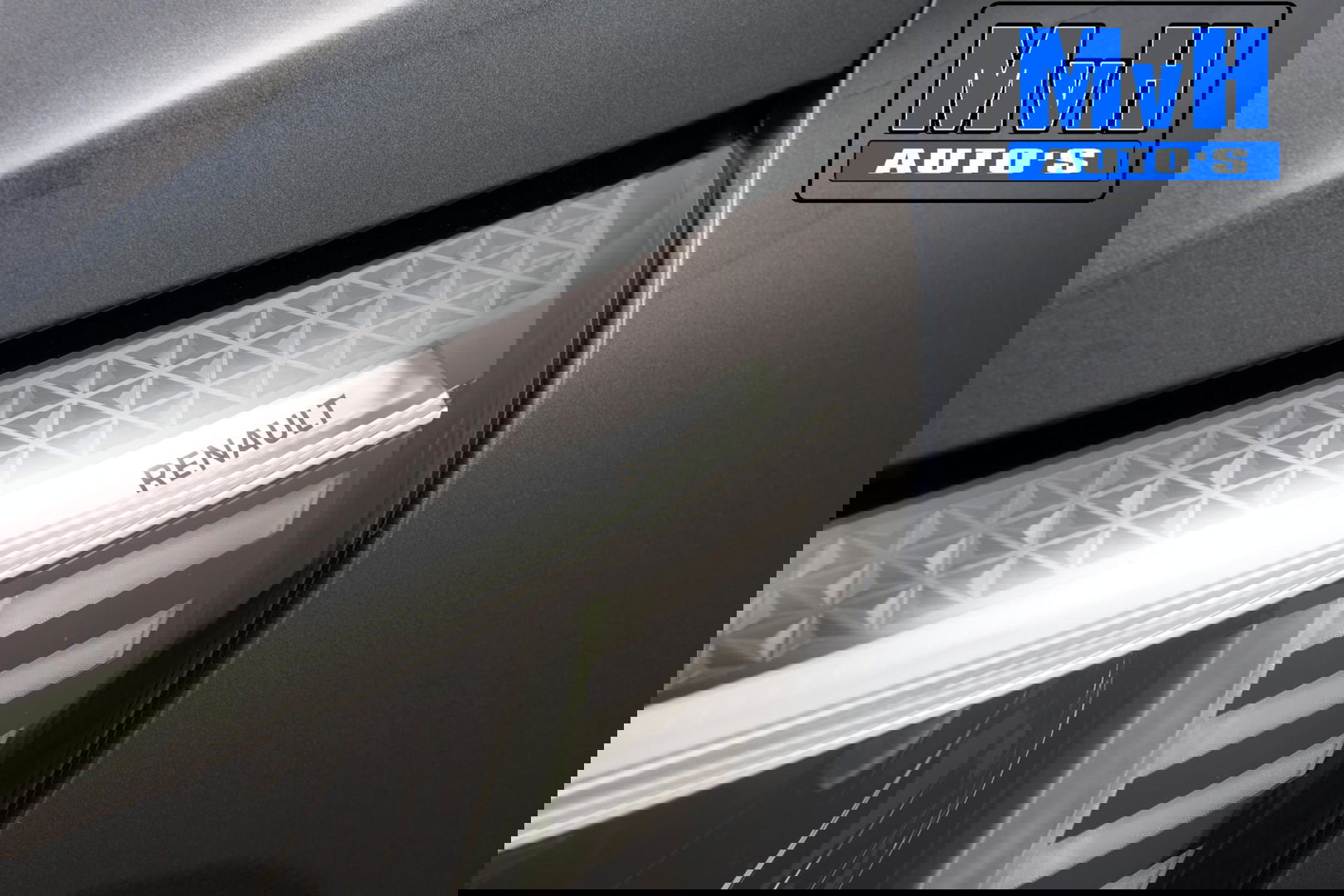 Renault Megane E-Tech Estate 1.6 Plug-In Hybrid 160 Intens