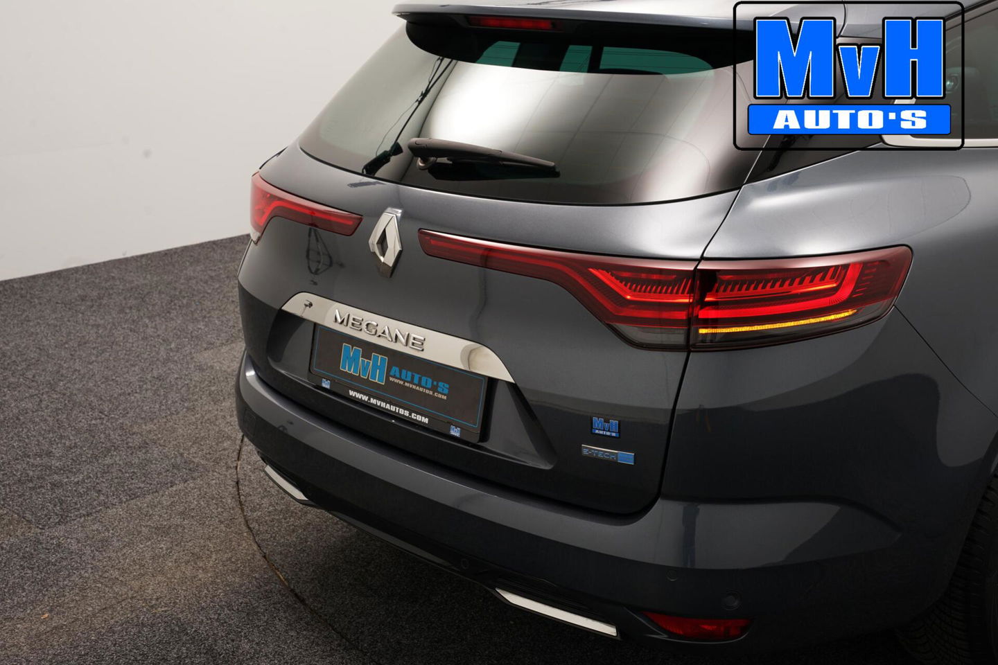 Renault Megane E-Tech Estate 1.6 Plug-In Hybrid 160 Intens