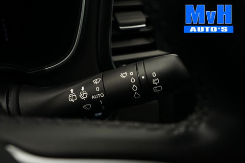 Renault Megane E-Tech Estate 1.6 Plug-In Hybrid 160 Intens