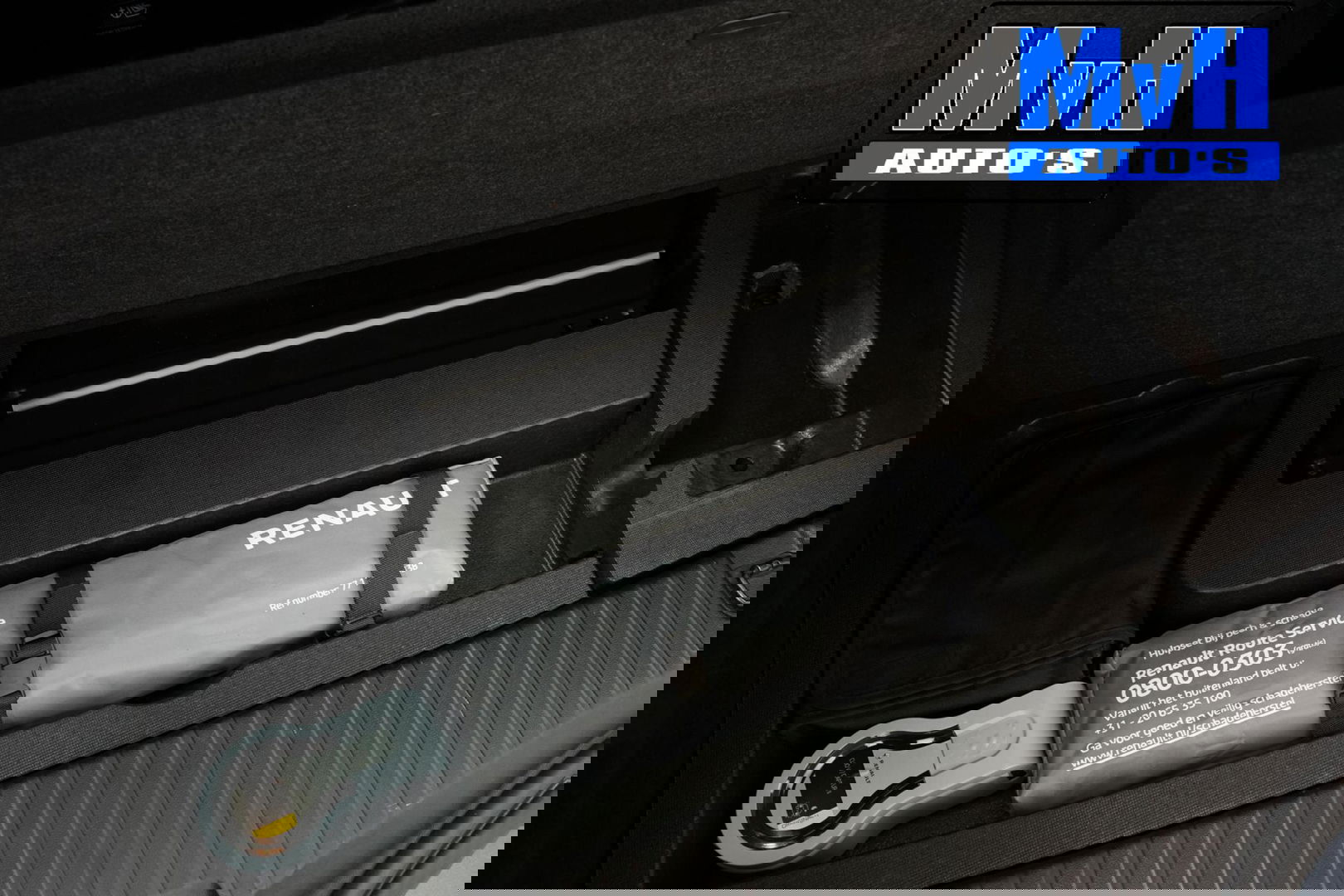 Renault Megane E-Tech Estate 1.6 Plug-In Hybrid 160 Intens