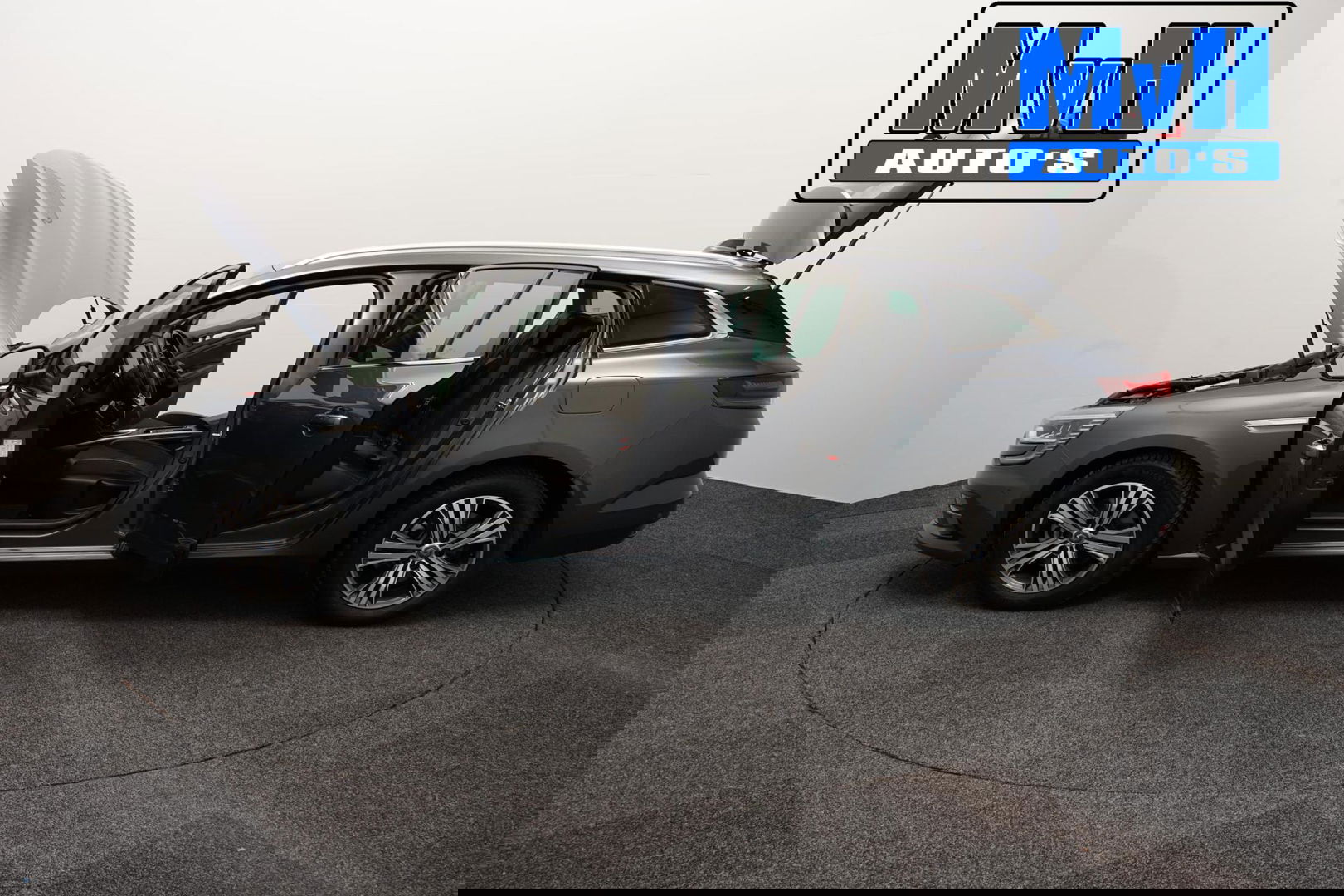 Renault Megane E-Tech Estate 1.6 Plug-In Hybrid 160 Intens