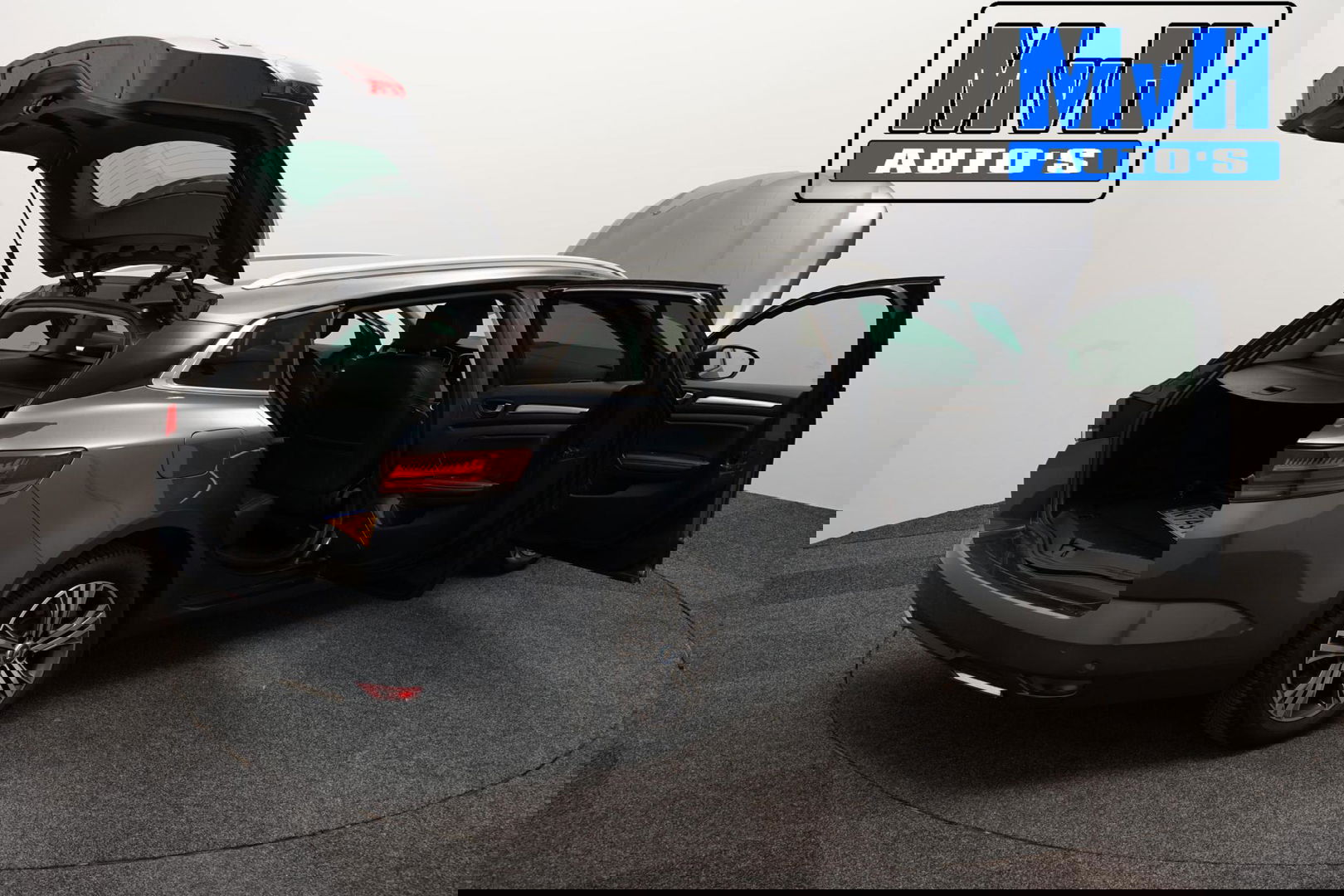 Renault Megane E-Tech Estate 1.6 Plug-In Hybrid 160 Intens