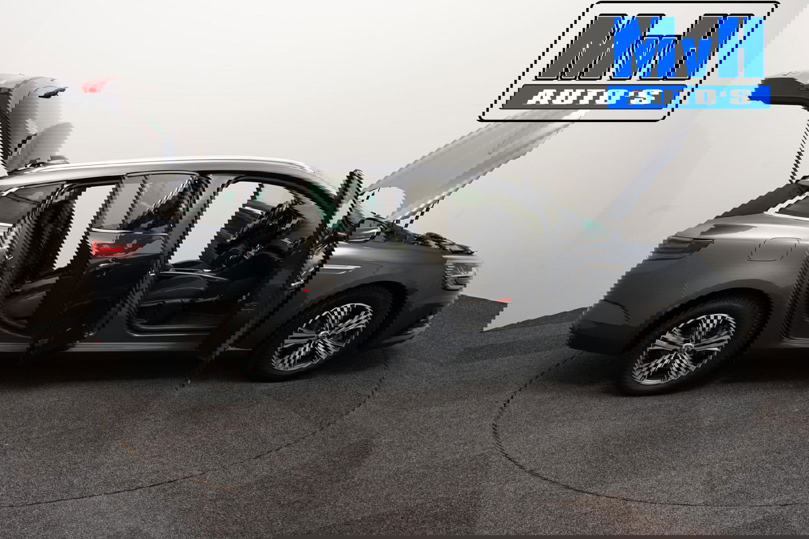 Renault Megane E-Tech Estate 1.6 Plug-In Hybrid 160 Intens