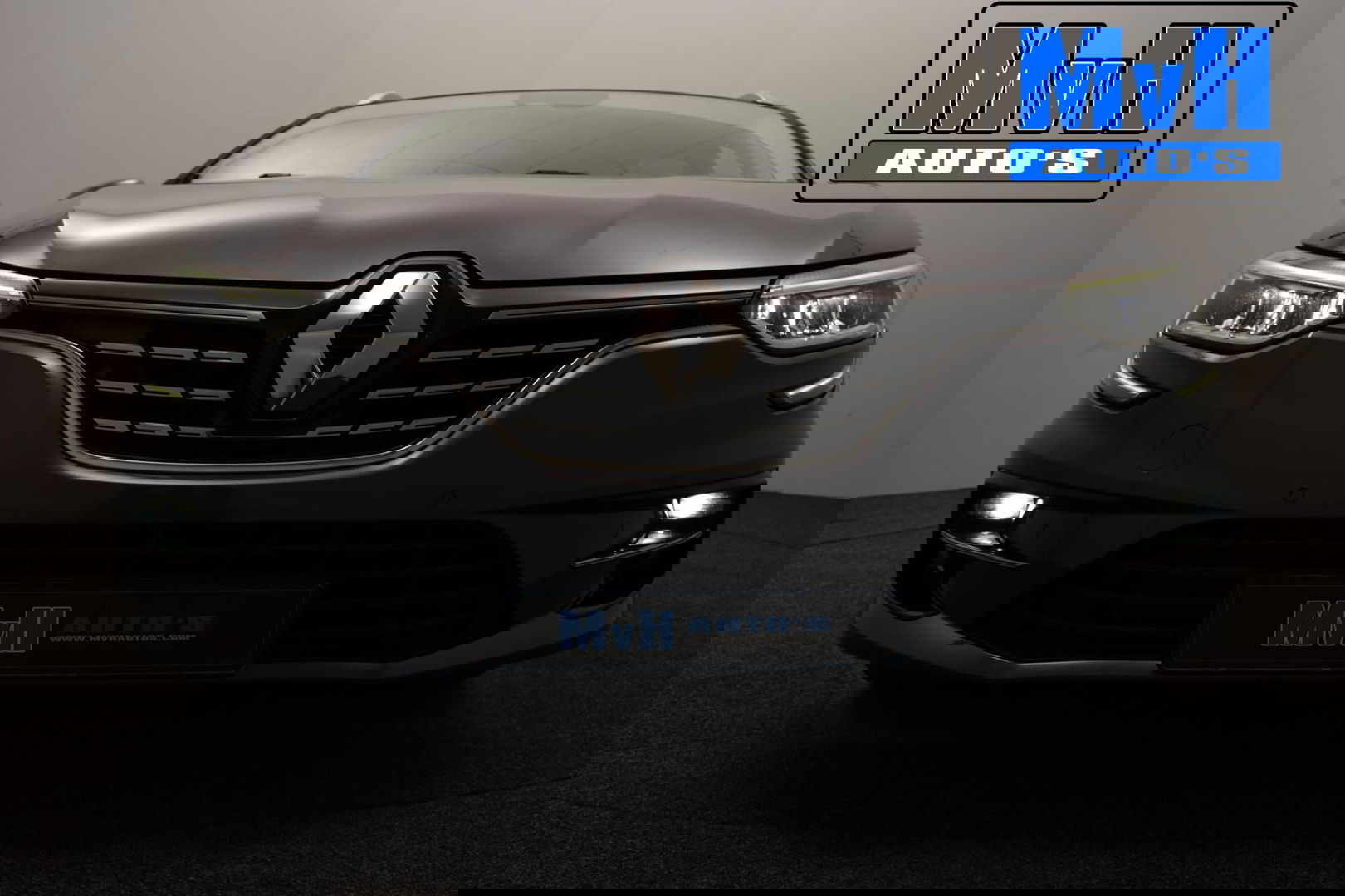 Renault Megane E-Tech Estate 1.6 Plug-In Hybrid 160 Intens