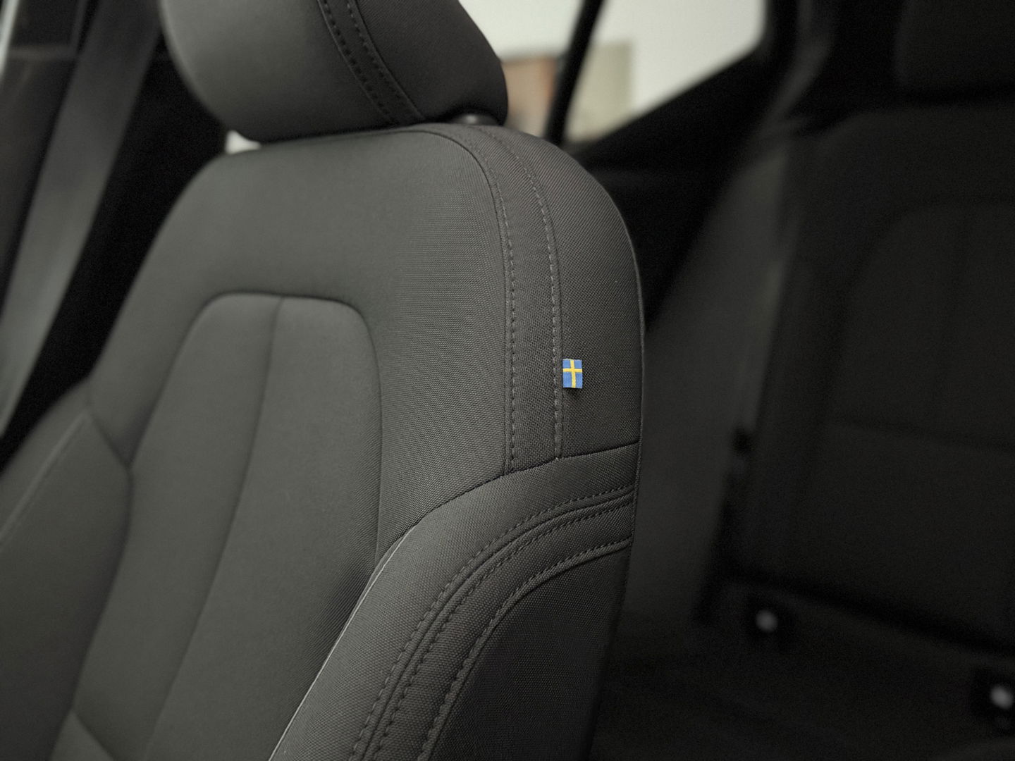 Volvo XC40 Recharge Pure Electric 69 kWh | SOH 94% | Snelladen | H/K | Pano | Memory | 360° | Virtual | Stoel/Stuur verw. | Trekh. | Adap. Cruise | Carplay | NAP