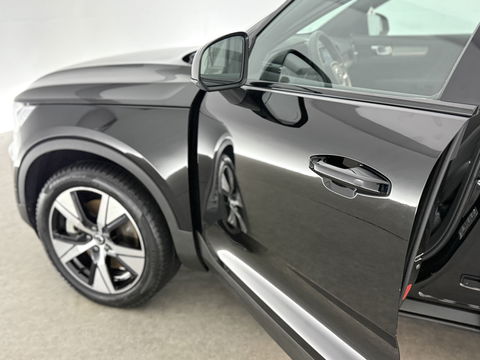 Volvo XC40 Recharge Pure Electric 69 kWh | SOH 94% | Snelladen | H/K | Pano | Memory | 360° | Virtual | Stoel/Stuur verw. | Trekh. | Adap. Cruise | Carplay | NAP