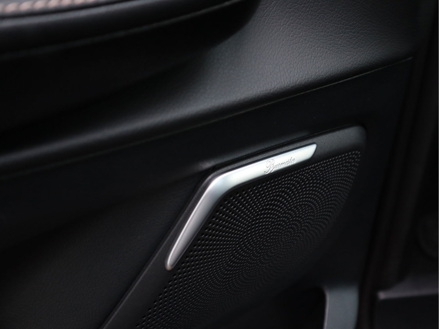 Mercedes-Benz EQV 300 90 kWh Soh 97,3 % - 8 Peroons - Vol Opties - Pano - Luchtvering - Leder