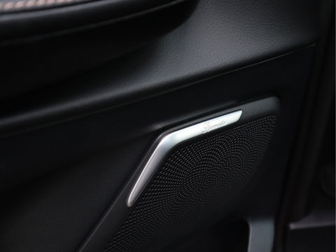 Mercedes-Benz EQV 300 90 kWh Soh 97,3 % - 8 Peroons - Vol Opties - Pano - Luchtvering - Leder