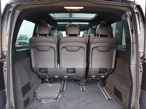 Mercedes-Benz EQV 300 90 kWh Soh 97,3 % - 8 Peroons - Vol Opties - Pano - Luchtvering - Leder