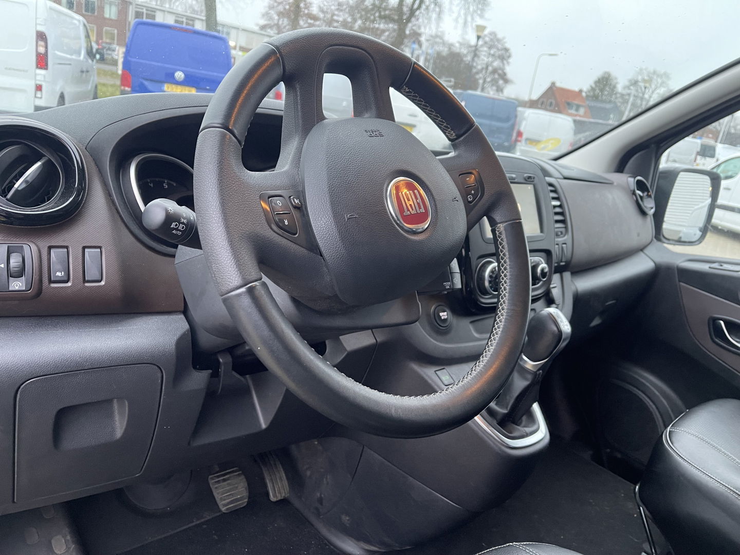 Fiat Talento 2.0 MultiJet 170pk automaat L2H1 SX DC 5 persoons / vaste prijs rijklaar € 21.950 ex btw / lease vanaf € 358 / dubbele schuifdeur / airco / cruise / camera / navigatie / trekhaak !