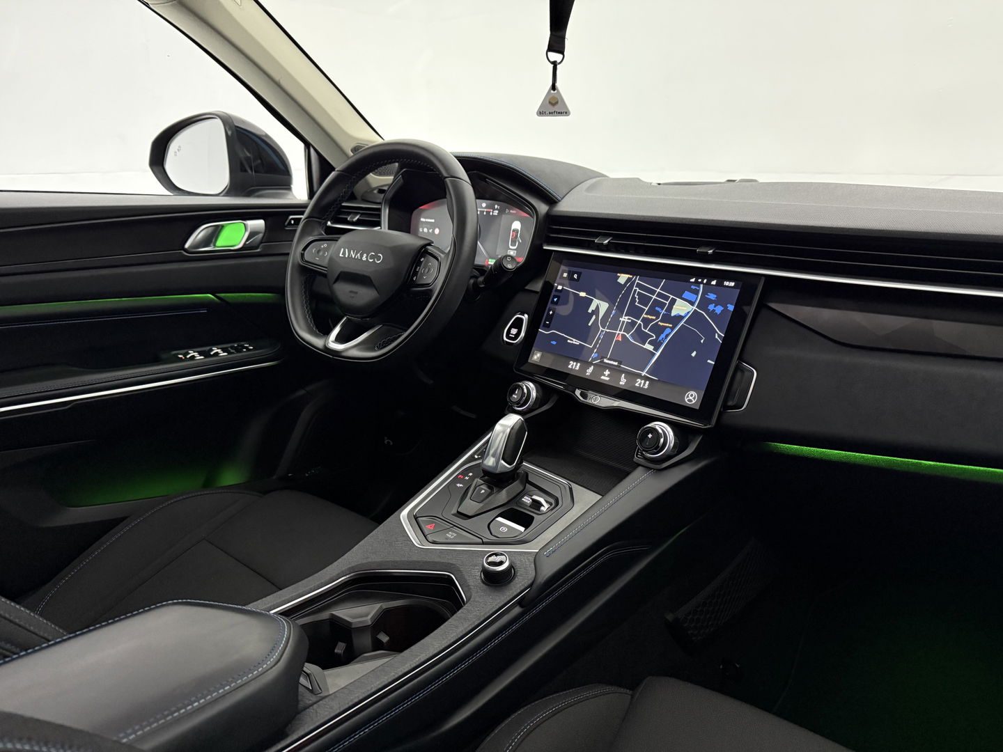 Lynk Co 01 1.5 | SOH 94% | Pano | Sfeerverl. | 360° | Virtual | Memory | Adap. Cruise | Carplay | NAP