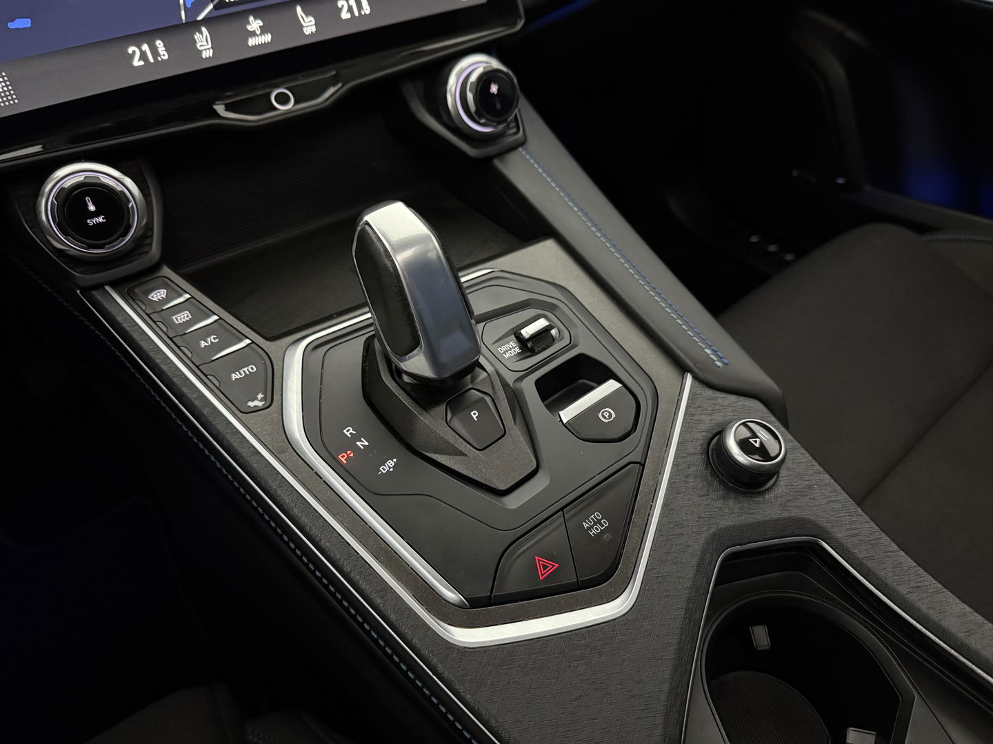 Lynk Co 01 1.5 | SOH 94% | Pano | Sfeerverl. | 360° | Virtual | Memory | Adap. Cruise | Carplay | NAP