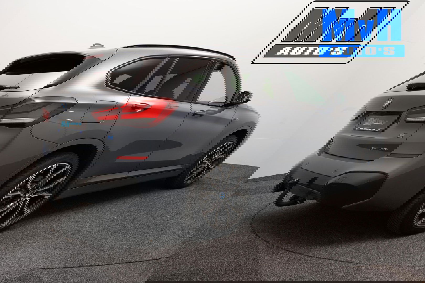 BMW X1 xDrive25e High Executive|///M-SPORT|TREKH|SPORTSTOEL