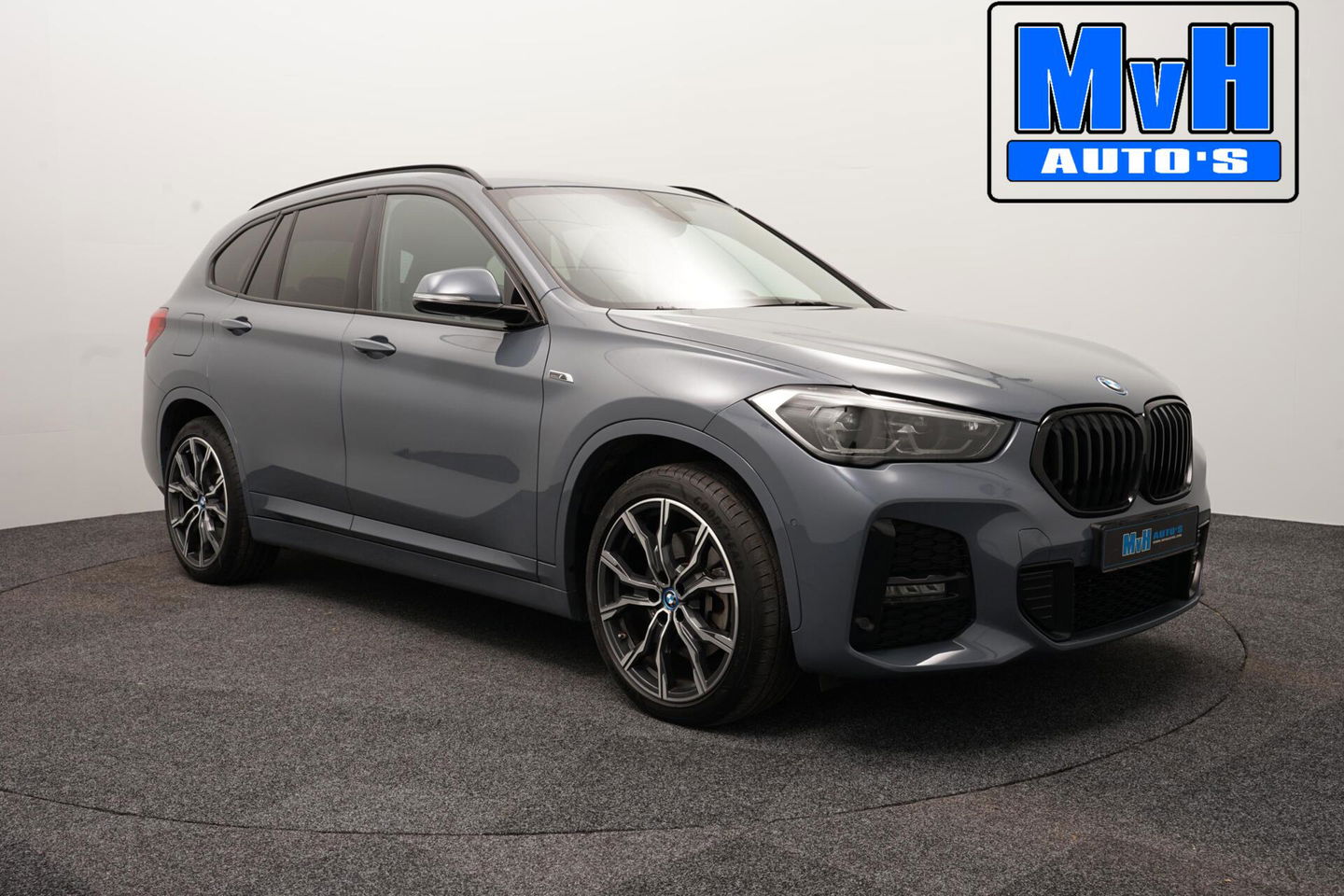BMW X1 xDrive25e High Executive|///M-SPORT|TREKH|SPORTSTOEL