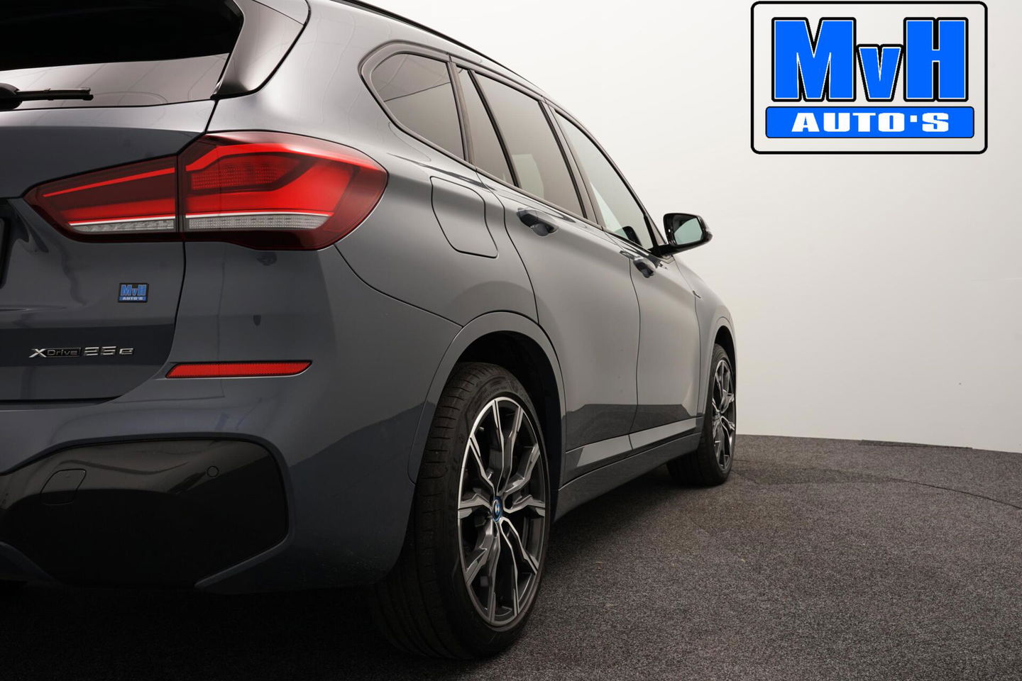 BMW X1 xDrive25e High Executive|///M-SPORT|TREKH|SPORTSTOEL