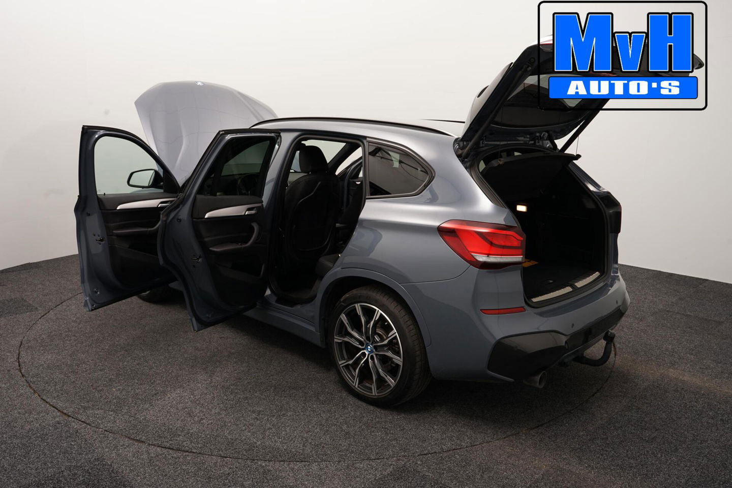 BMW X1 xDrive25e High Executive|///M-SPORT|TREKH|SPORTSTOEL