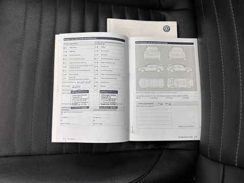 Volkswagen Passat Variant 1.4 TSI GTE Connected Series Plus Aut. *PANO | LEATHER | FULL-LED | CAMERA | NAVI-FULLMAP | ADAPTIVE-CRUISE | HEATED-ERGONOMIC-SPORTSEATS | KEYLESS | PDC | ECC | PRIVACYGLASS | AMBIENTLIGHT | KEYLESS | 18''ALU*