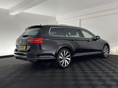 Volkswagen Passat Variant 1.4 TSI GTE Connected Series Plus Aut. *PANO | LEATHER | FULL-LED | CAMERA | NAVI-FULLMAP | ADAPTIVE-CRUISE | HEATED-ERGONOMIC-SPORTSEATS | KEYLESS | PDC | ECC | PRIVACYGLASS | AMBIENTLIGHT | KEYLESS | 18''ALU*
