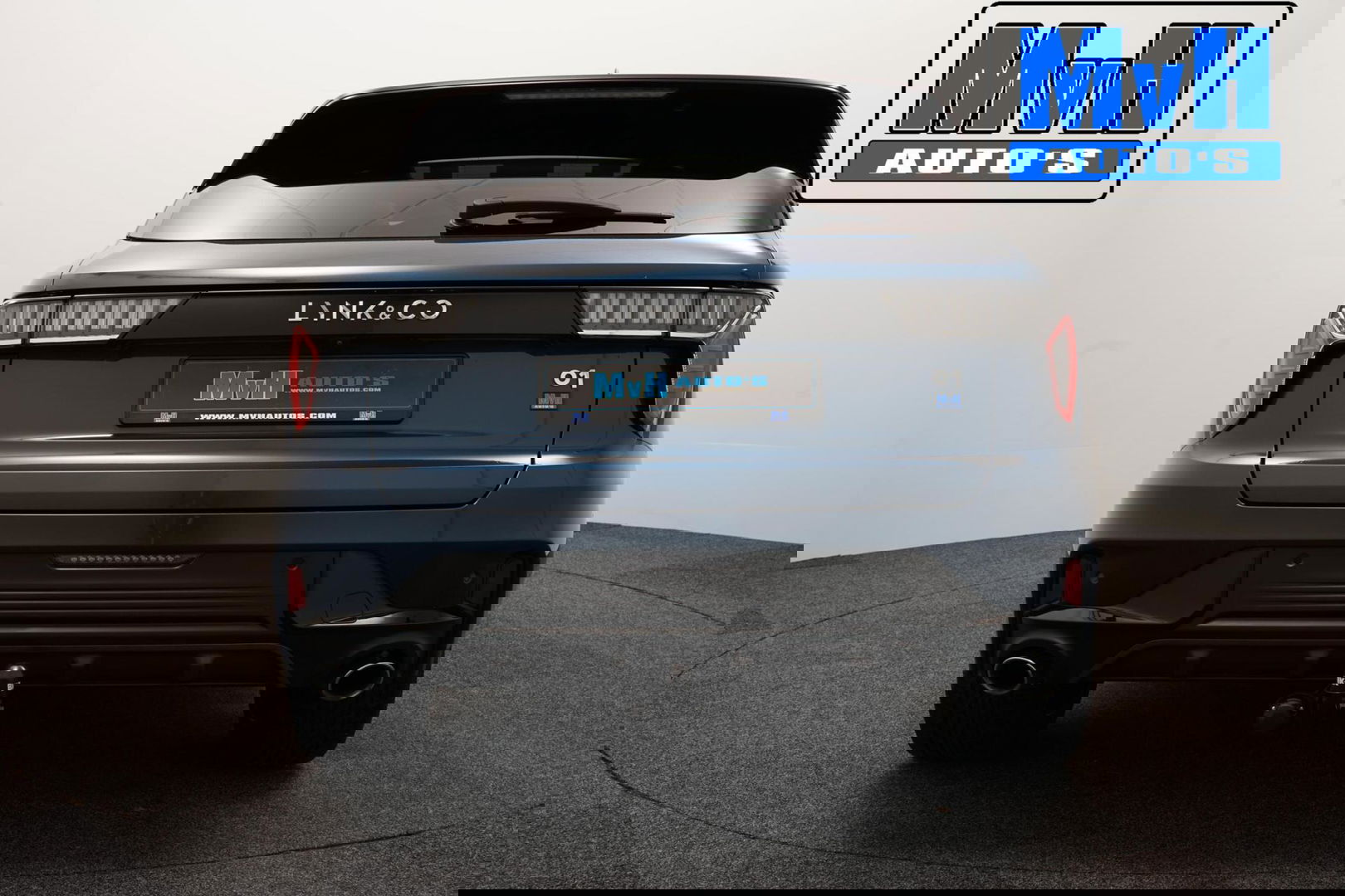 Lynk & Co 01 1.5 Hybride|FULL BLACK XL|ZWARTE.HEMEL|TREKH|NAP