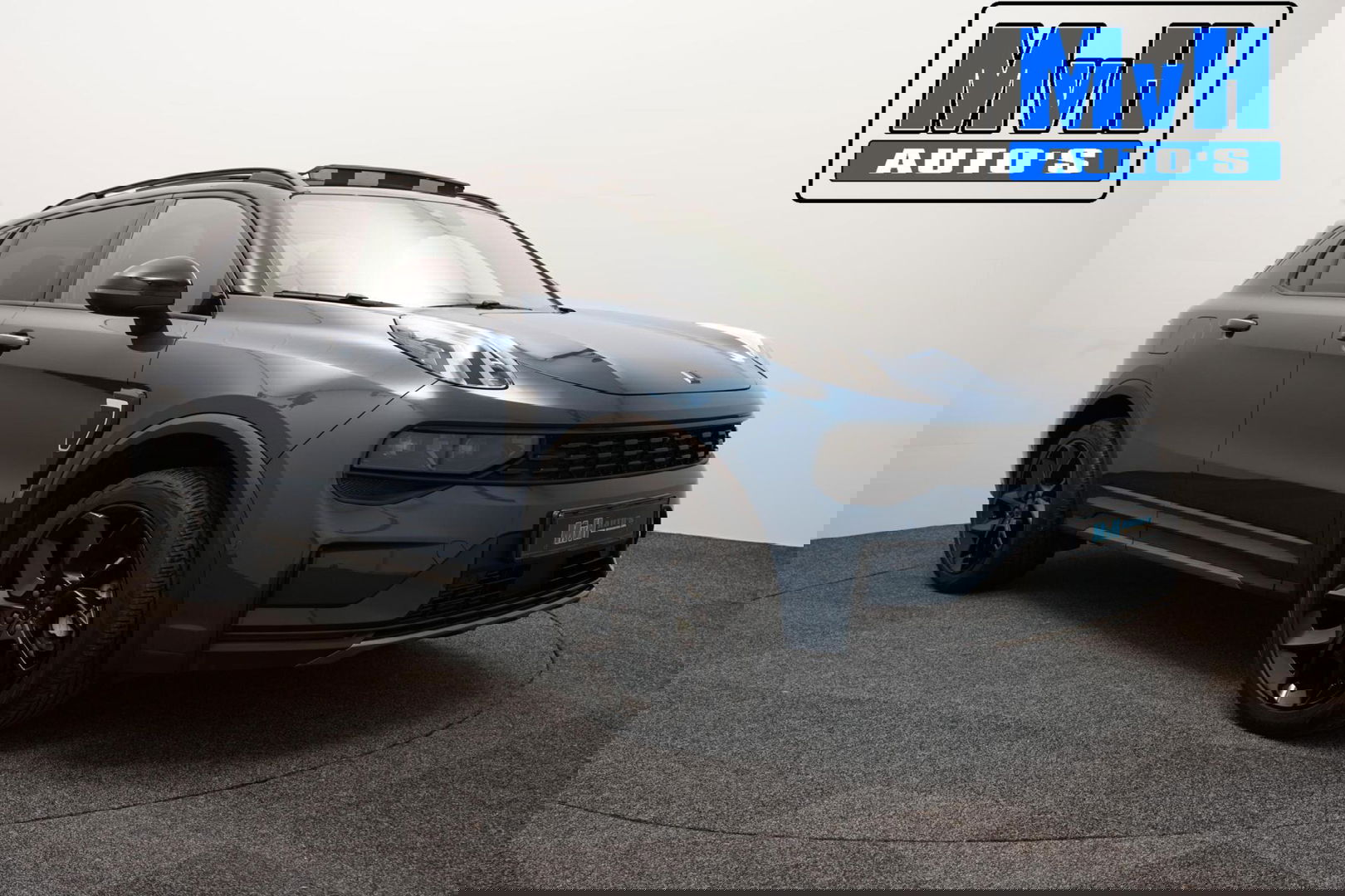 Lynk & Co 01 1.5 Hybride|FULL BLACK XL|ZWARTE.HEMEL|TREKH|NAP