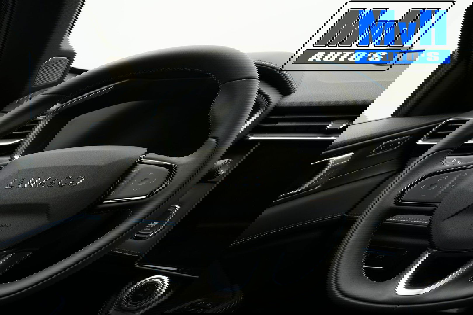 Lynk & Co 01 1.5 Hybride|FULL BLACK XL|ZWARTE.HEMEL|TREKH|NAP