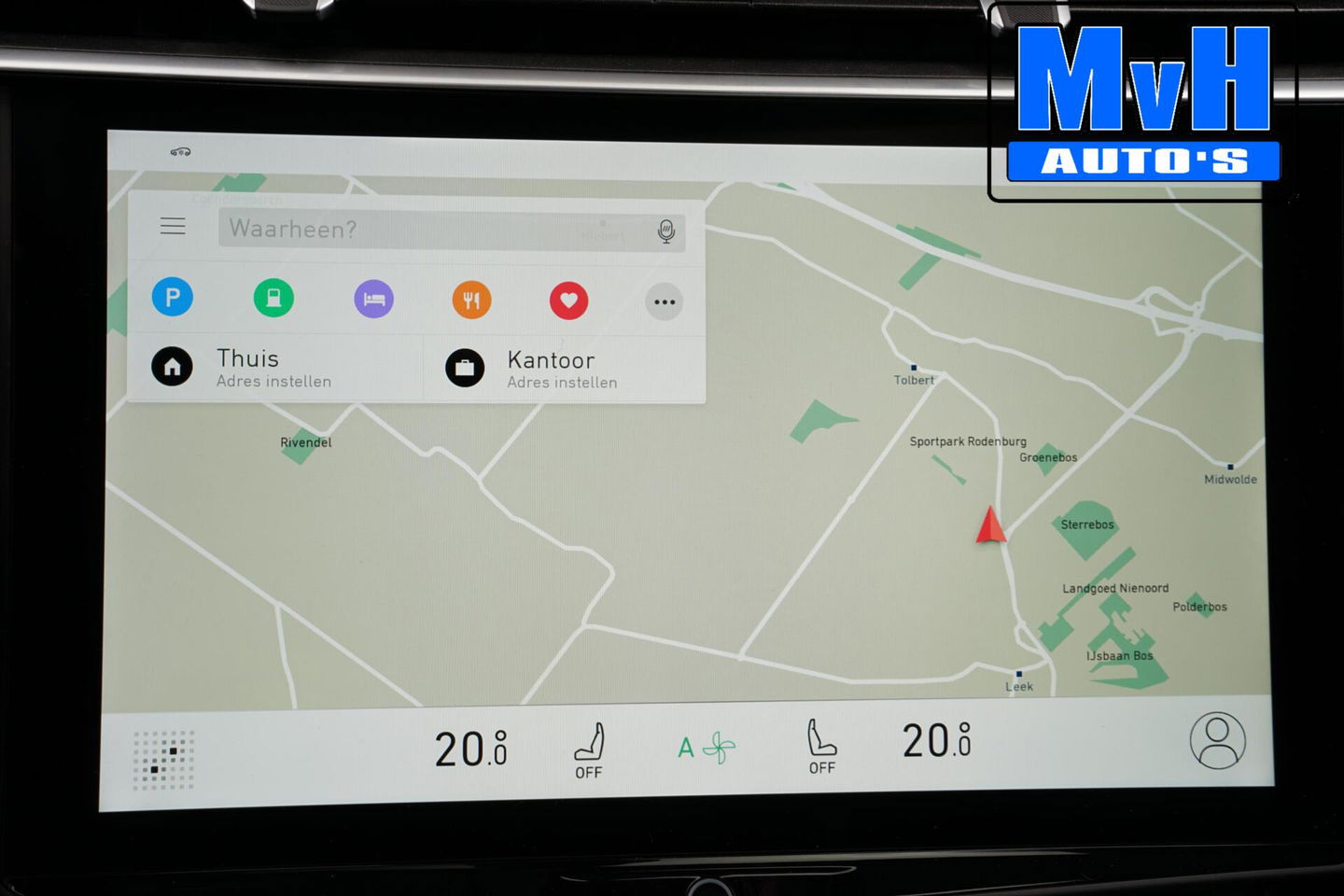 Lynk & Co 01 1.5 Hybride|FULL BLACK XL|ZWARTE.HEMEL|TREKH|NAP