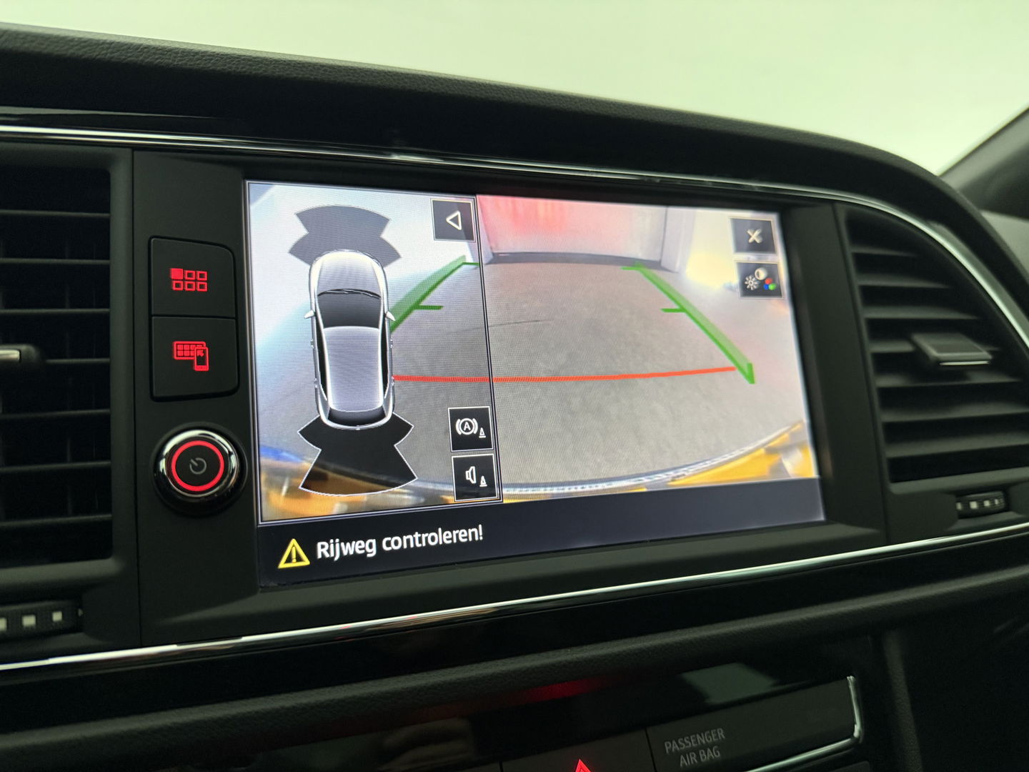 SEAT Leon 2.0 191PK TSI FR | Pano | Sfeerverl. | Virtual | Carplay | Camera | Stoelverw. | Navi | Cruise