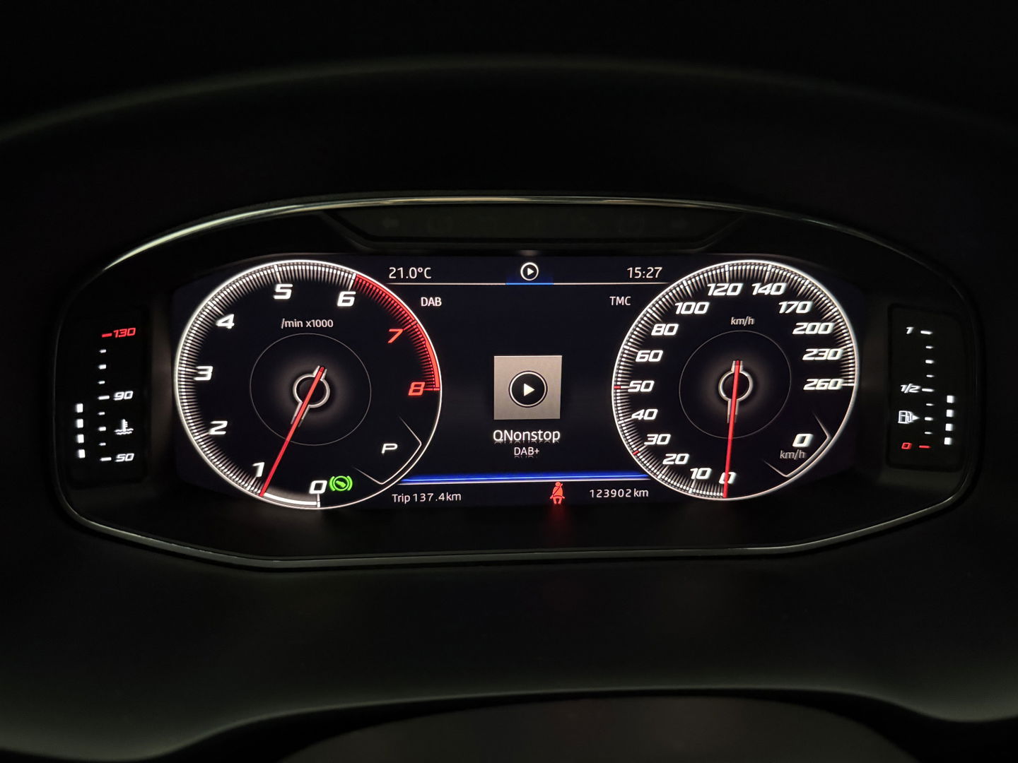 SEAT Leon 2.0 191PK TSI FR | Pano | Sfeerverl. | Virtual | Carplay | Camera | Stoelverw. | Navi | Cruise