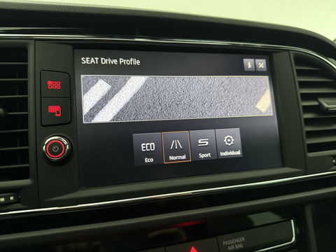 SEAT Leon 2.0 191PK TSI FR | Pano | Sfeerverl. | Virtual | Carplay | Camera | Stoelverw. | Navi | Cruise