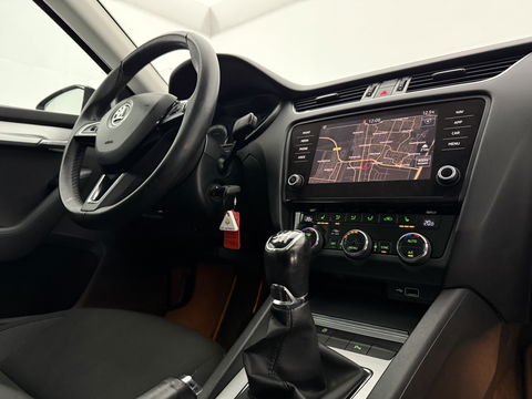 Škoda Octavia 1.0 TSI | Carplay | Trekhaak | Stoelverw. | Cruise | Parkeersens.