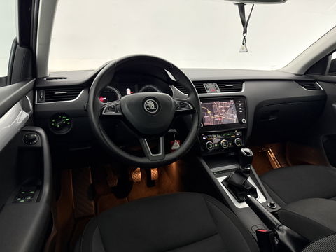 Škoda Octavia 1.0 TSI | Carplay | Trekhaak | Stoelverw. | Cruise | Parkeersens.