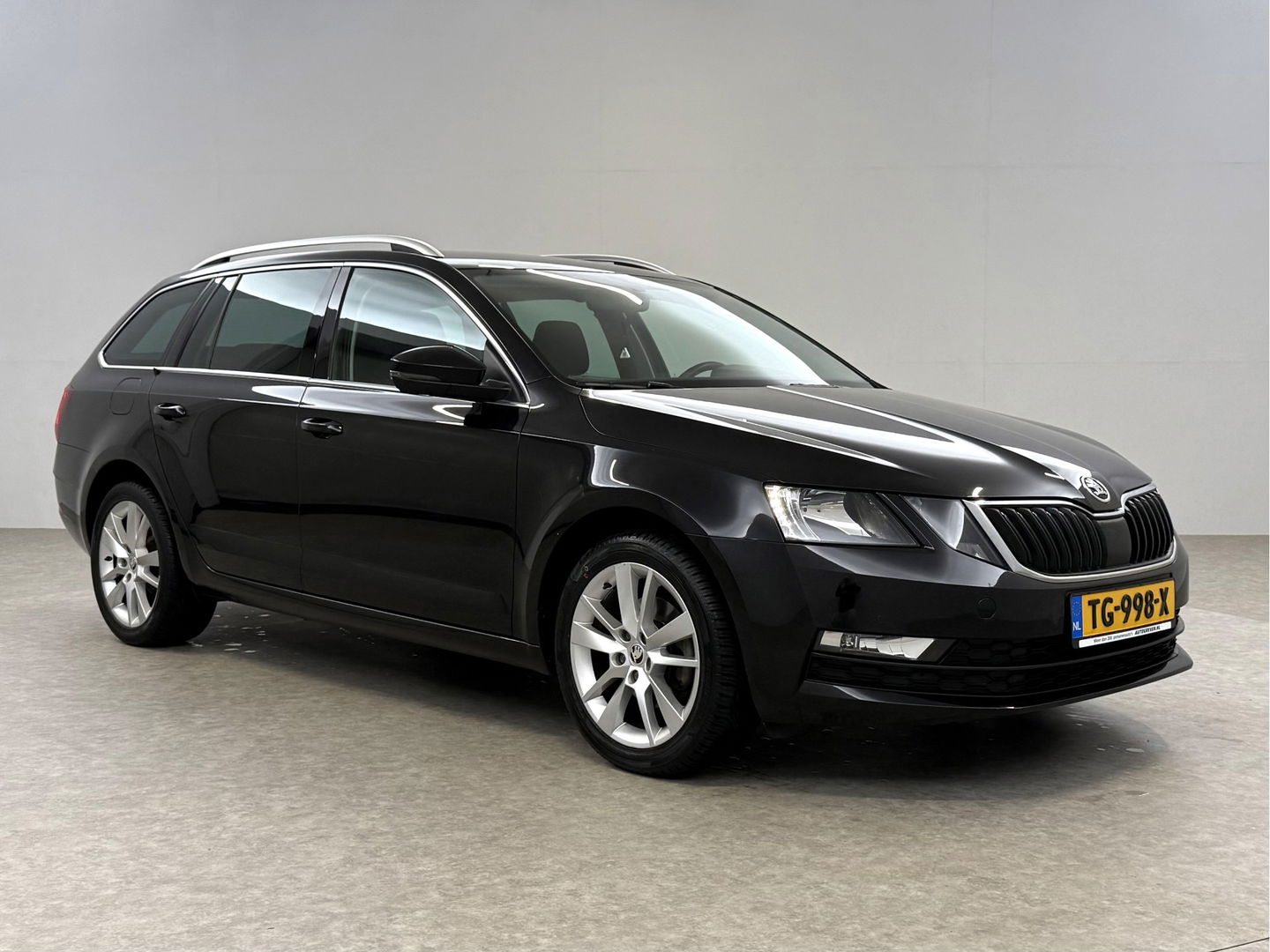 Škoda Octavia 1.0 TSI | Carplay | Trekhaak | Stoelverw. | Cruise | Parkeersens.