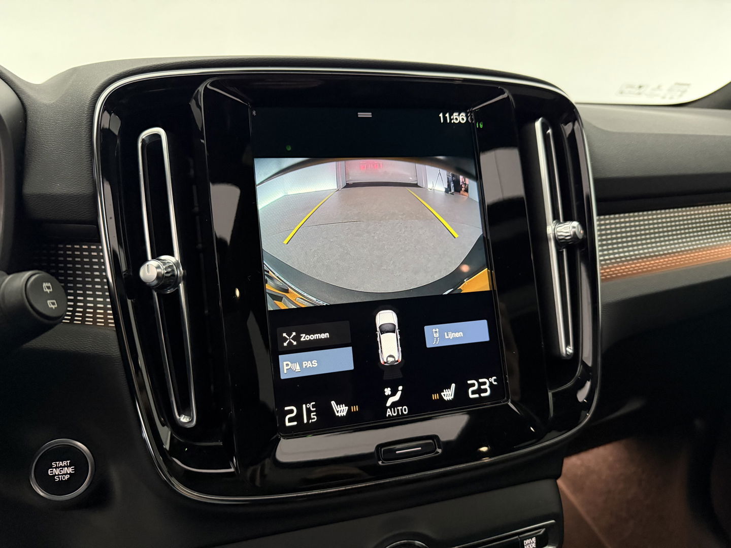 Volvo XC40 1.5 T5 Recharge R-Design | SOH 90% | Pano | H/K | Memory | Stoel/Stuurverw. | Camera | Virtual | Carplay
