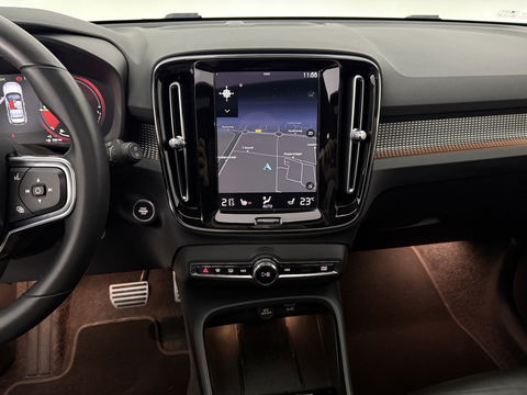 Volvo XC40 1.5 T5 Recharge R-Design | SOH 90% | Pano | H/K | Memory | Stoel/Stuurverw. | Camera | Virtual | Carplay