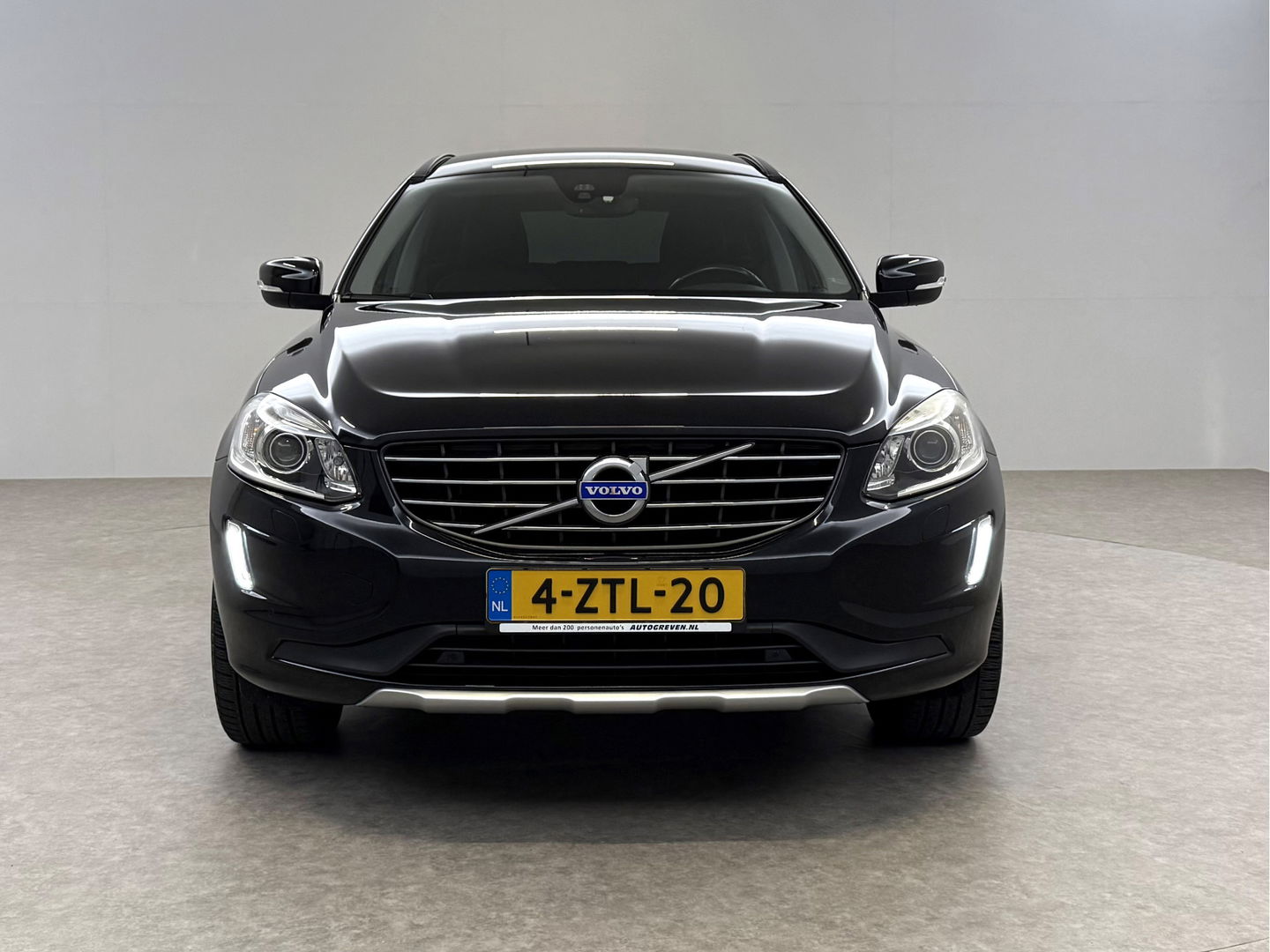 Volvo XC60 2.0 D4 FWD R-Design | Camera | Clima | Cruise | Trekh. | Stoelverw. | Navigatie