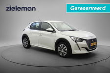 Peugeot e-208 - Active 50 kWh - Carplay, Navi, Cruise, SOH 90,9% GERESERVEERD!!!