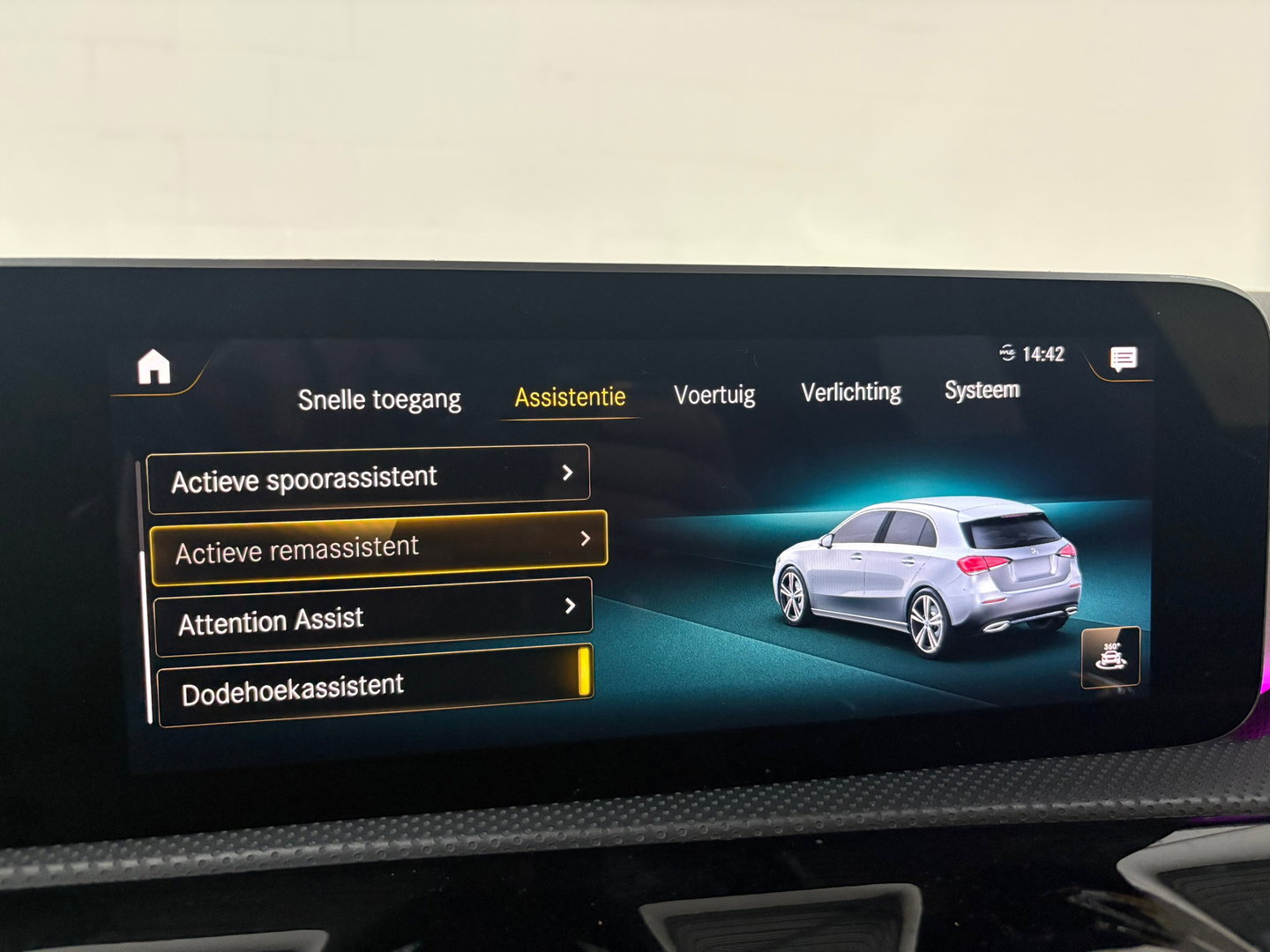 Mercedes-Benz A-Klasse 200 AMG Pano*Sfeer*Memory*Cam