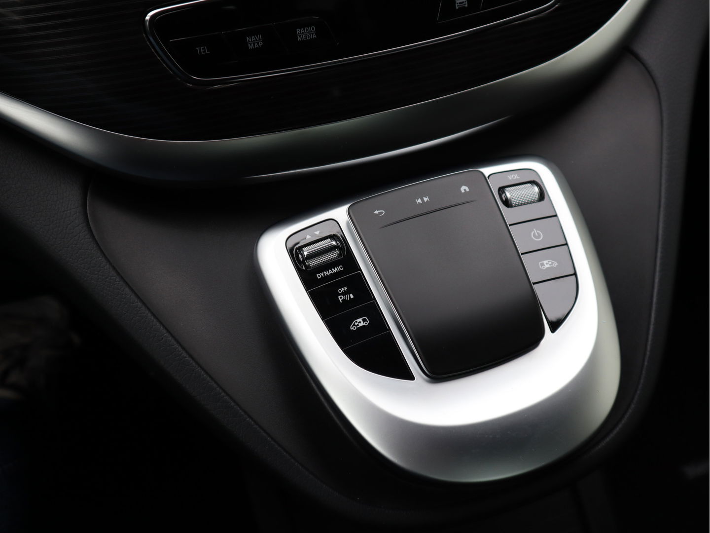 Mercedes-Benz EQV 300 90 kWh SoH 95,7 % L2 - 7 Peroons - Vol Opties - Pano - Leder