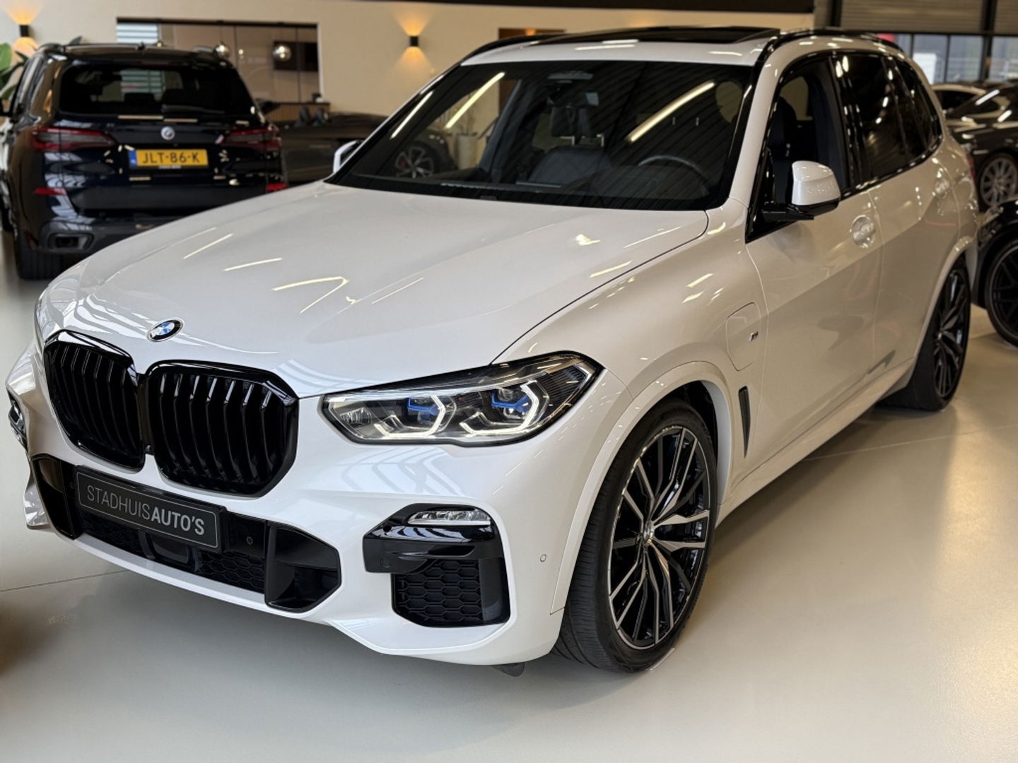 BMW X5 45e 394PK X-drive / M-sport / 22" / Harman Kardon / Laser